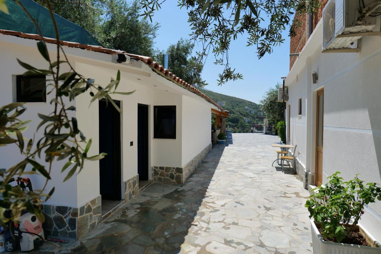 Vila Panorama Piqeras Bed and Breakfast Exteriör bild